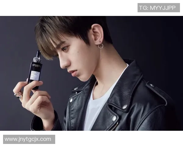 蔡徐坤携手南非足球明星共创青春梦想之旅