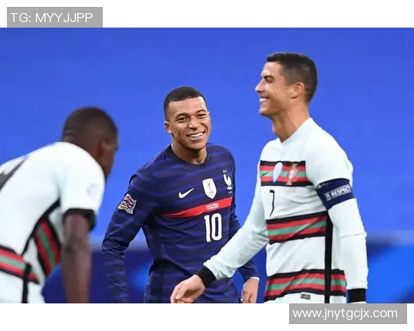 全球足球巨星球衣收藏指南与购买推荐